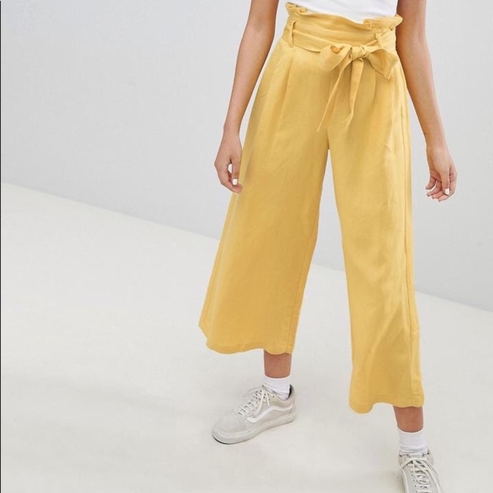 Bershka Wide Leg Pants in Yellow NWT